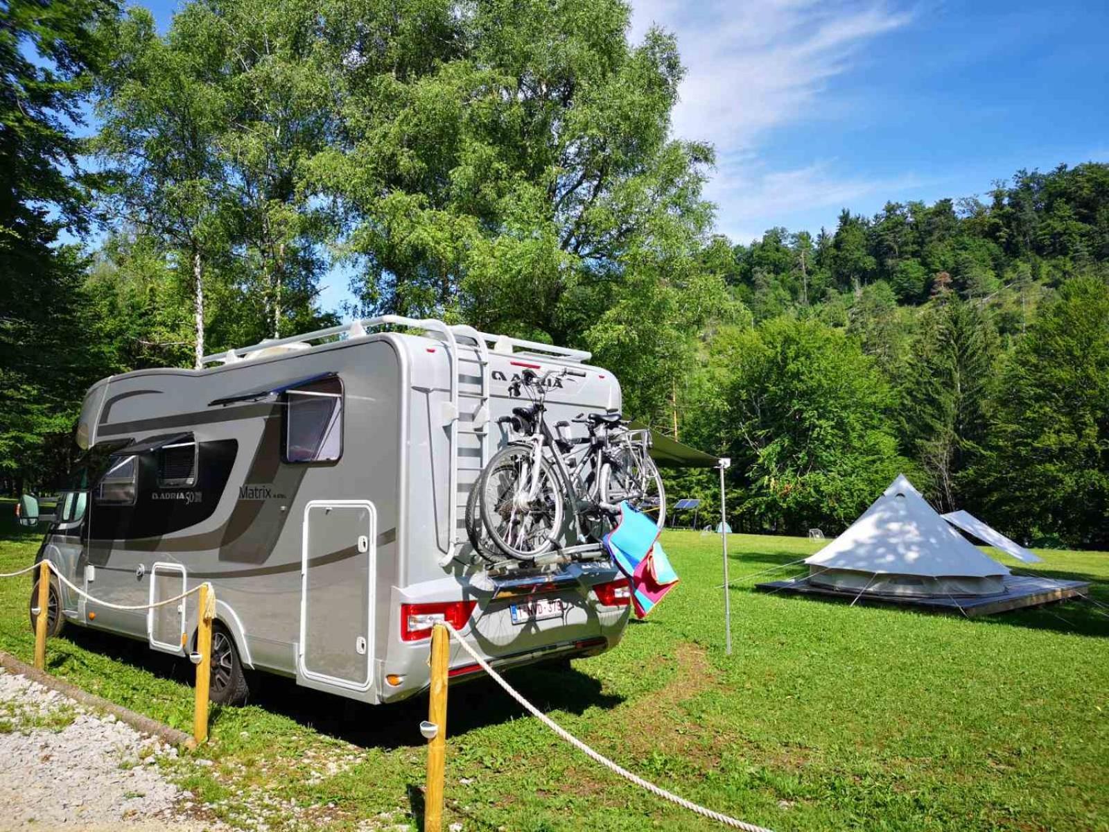 Eco River Camp - Pitches Radovljica Dış mekan fotoğraf